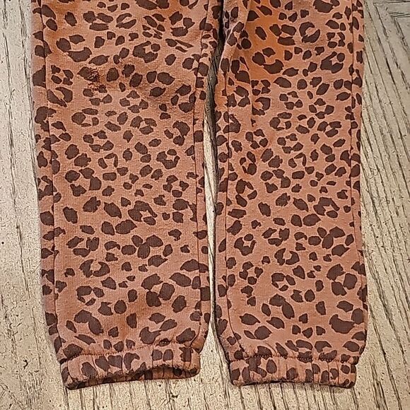 Leopard sweatpant joggers size 4 - Picture 5 of 12